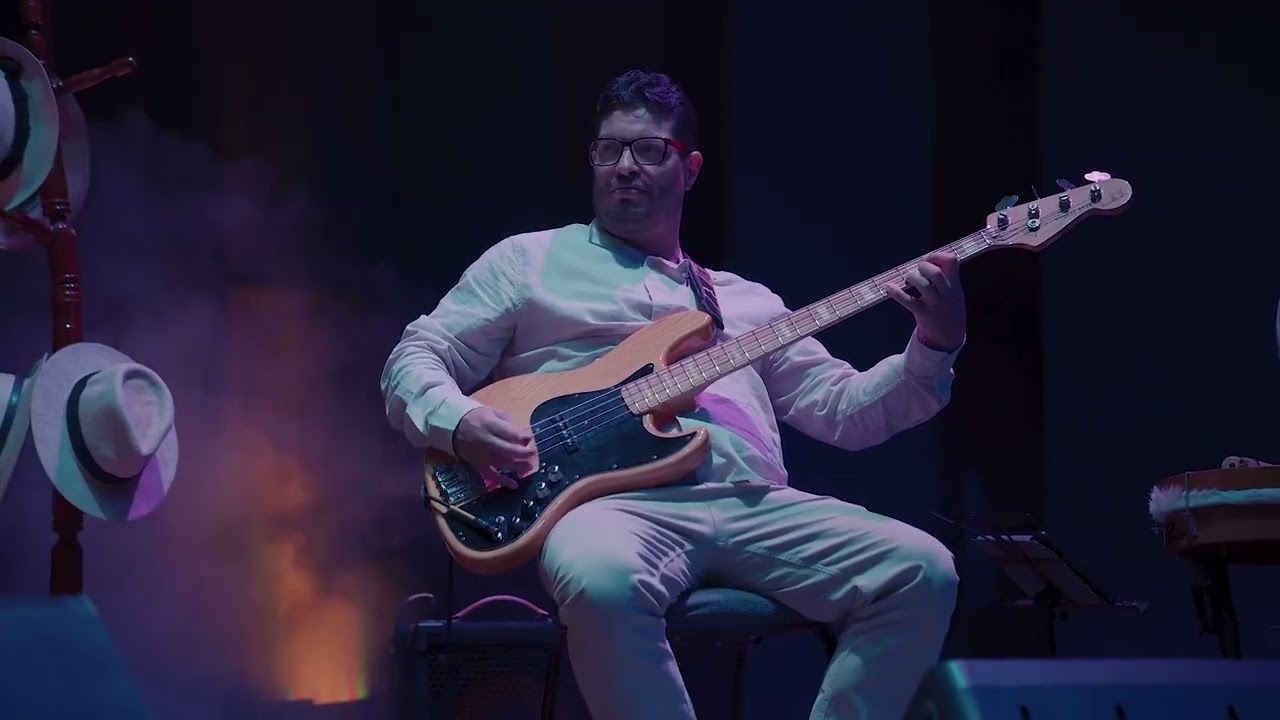 Cacçado de Mim (Sergio Magrão / Luiz Carlos Sá)