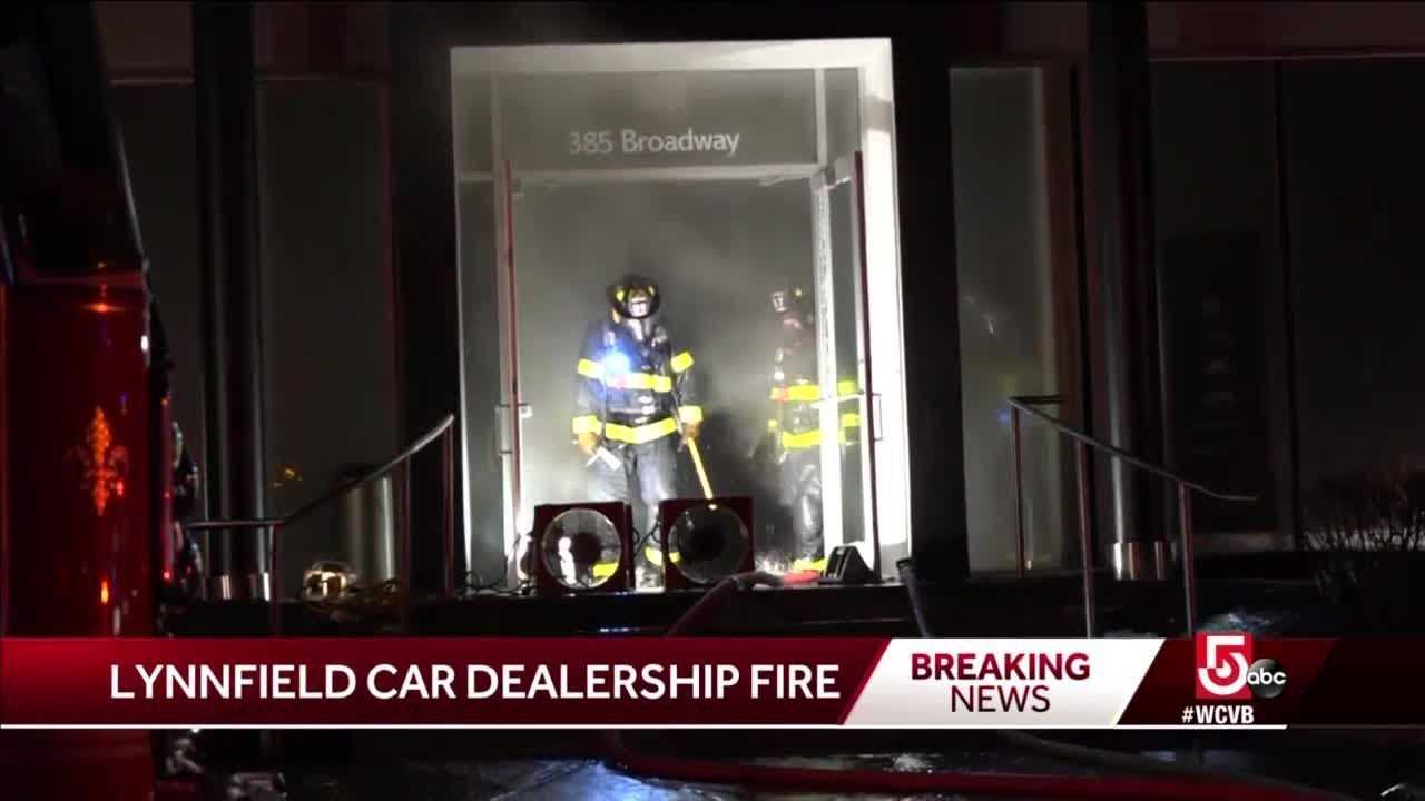 Car catches fire in Mercedes showroom