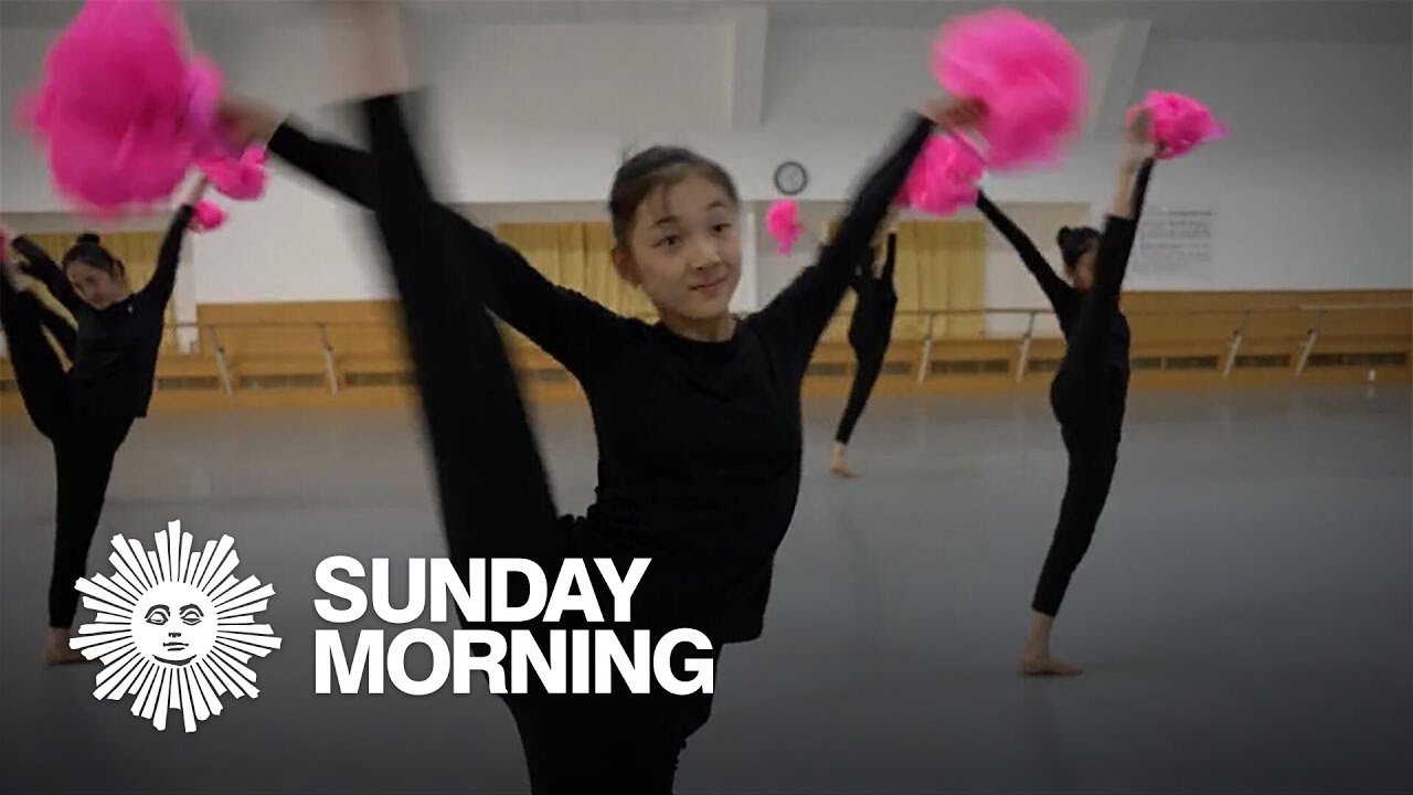 Behind the scenes of Shen Yun