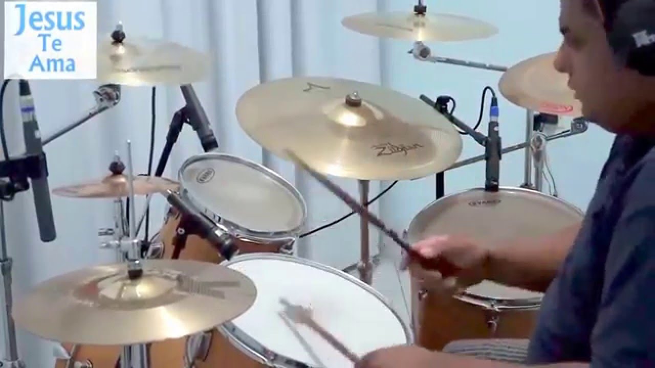 João batera Drum cover da musica vou te alegrar Aline Barros