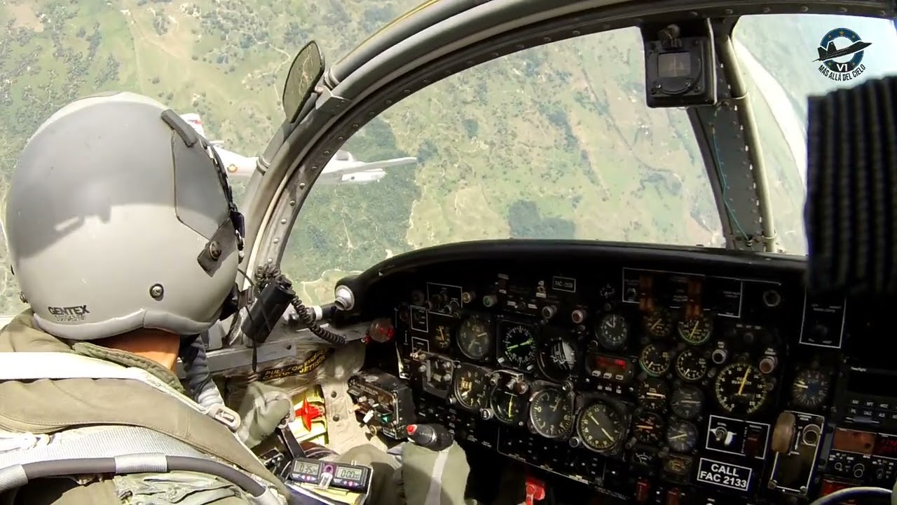 VUELO EN FORMACIÓN - CESSNA T-37 TWEET - (FUERZA AÉREA COLOMBIANA)