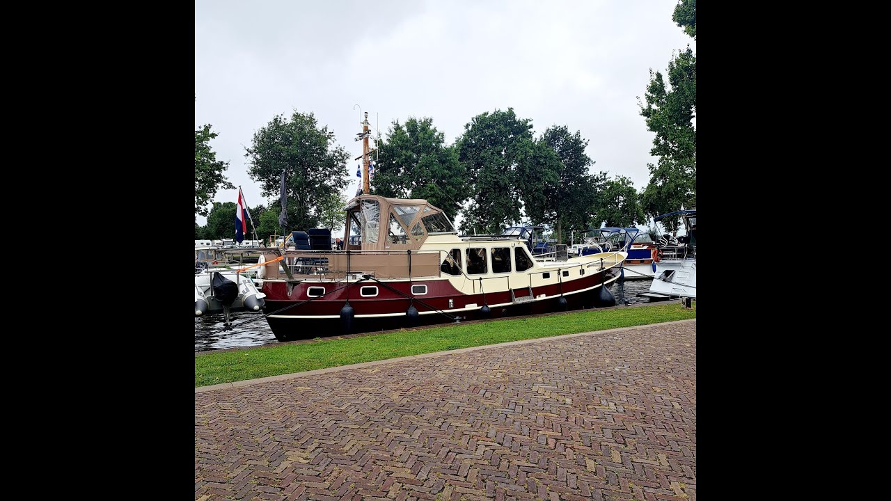 Poetsen van de boot & een enkele vaartocht naar Joure!
