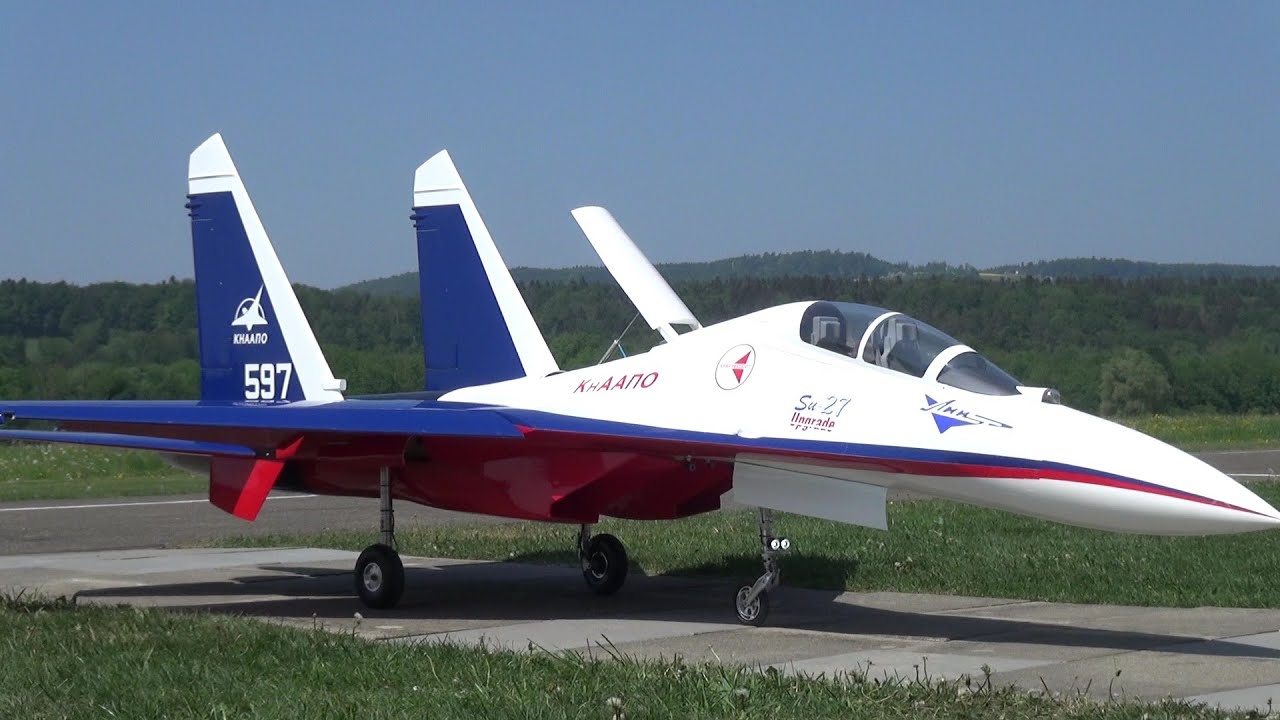 High End RC Sukhoi Su-27 Model Jet with 2x Vektor Turbines