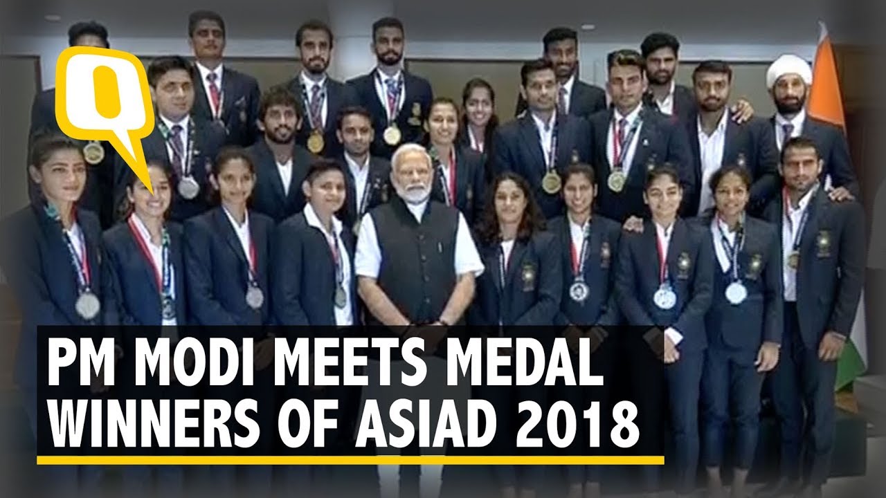 PM Narendra Modi Meets Medal Winners of Asian Games 2018 | The Quint