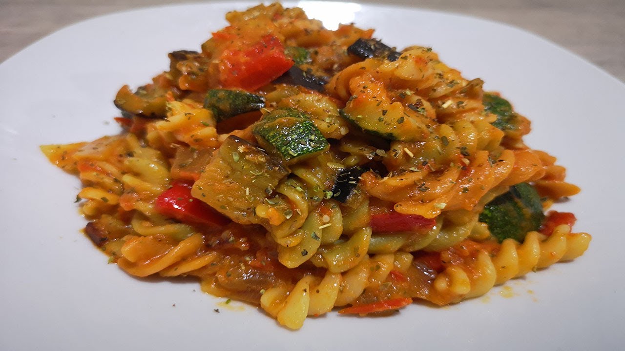 MACARRONES CON VERDURAS
