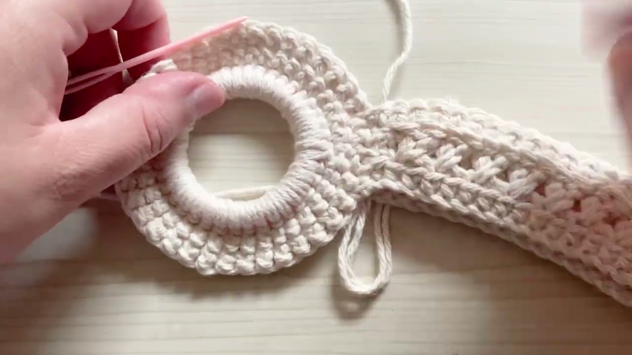 CROCHET TOWEL HOLDER