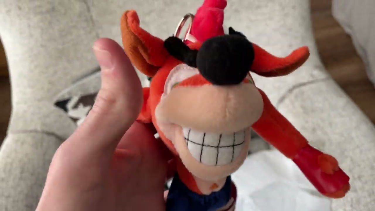 Resaurus 1999 Crash Bandicoot Vintage Plush Toy Keychain Unbox & Review!!!