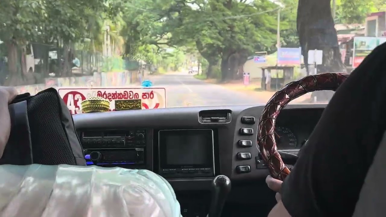 ගෙවන මුදලට සරිලන උපරීම සේවයක් 🚍🥰🔥#besttravelpartner#acbusride#travel
