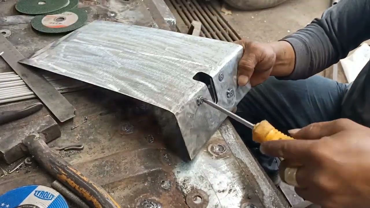 F B rear door lock michanizm installing