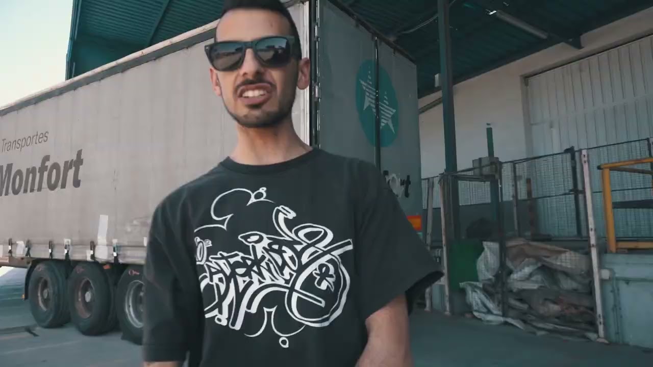 EL JOYO 2 & FREE BEEF - BLACKBOOK (PROD. CARLOS MAPUEY)