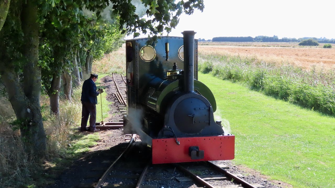 Life at South Loop on the Lincolnshire Coast Light Railway