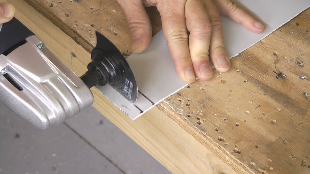 How to cut a fiberglass engine cowl