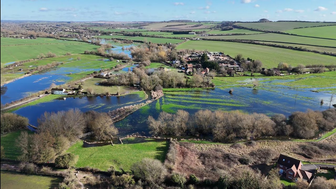 14.02.2026 🇬🇧SALISBURY - River Bourne Flooding, Bishopdown and Ford meadows. DRONE FOOTAGE 4K 60FPS