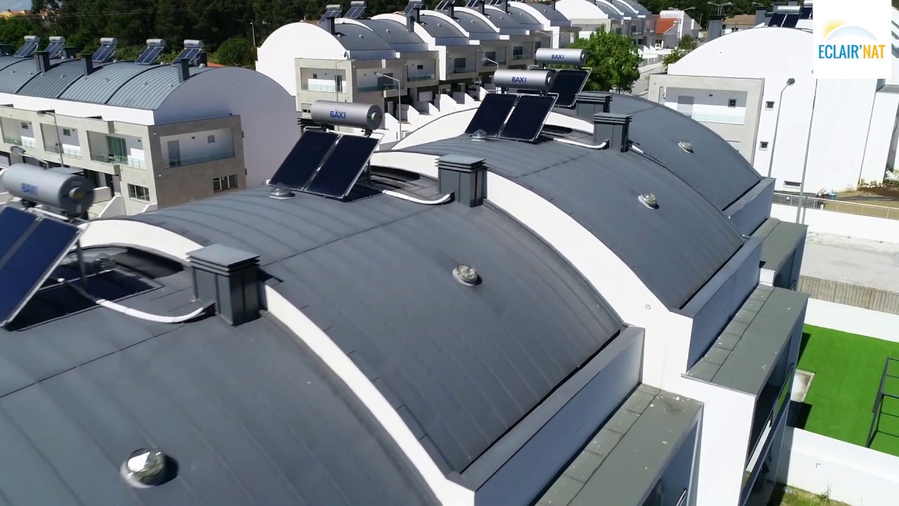 Conduit de lumière Eclairnat sur toiture cintrée