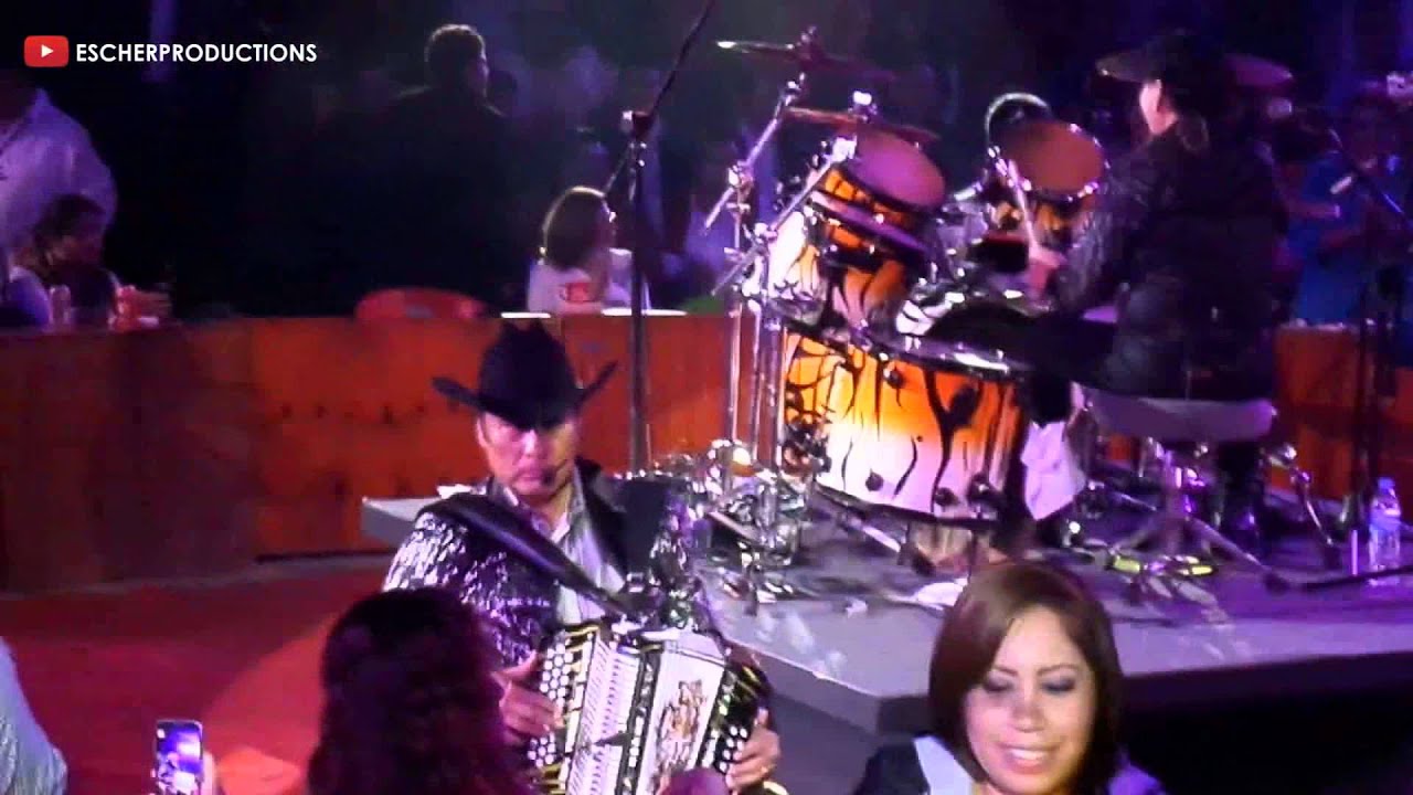 Los Tigres Del Norte - La Yaquesita (En Vivo)