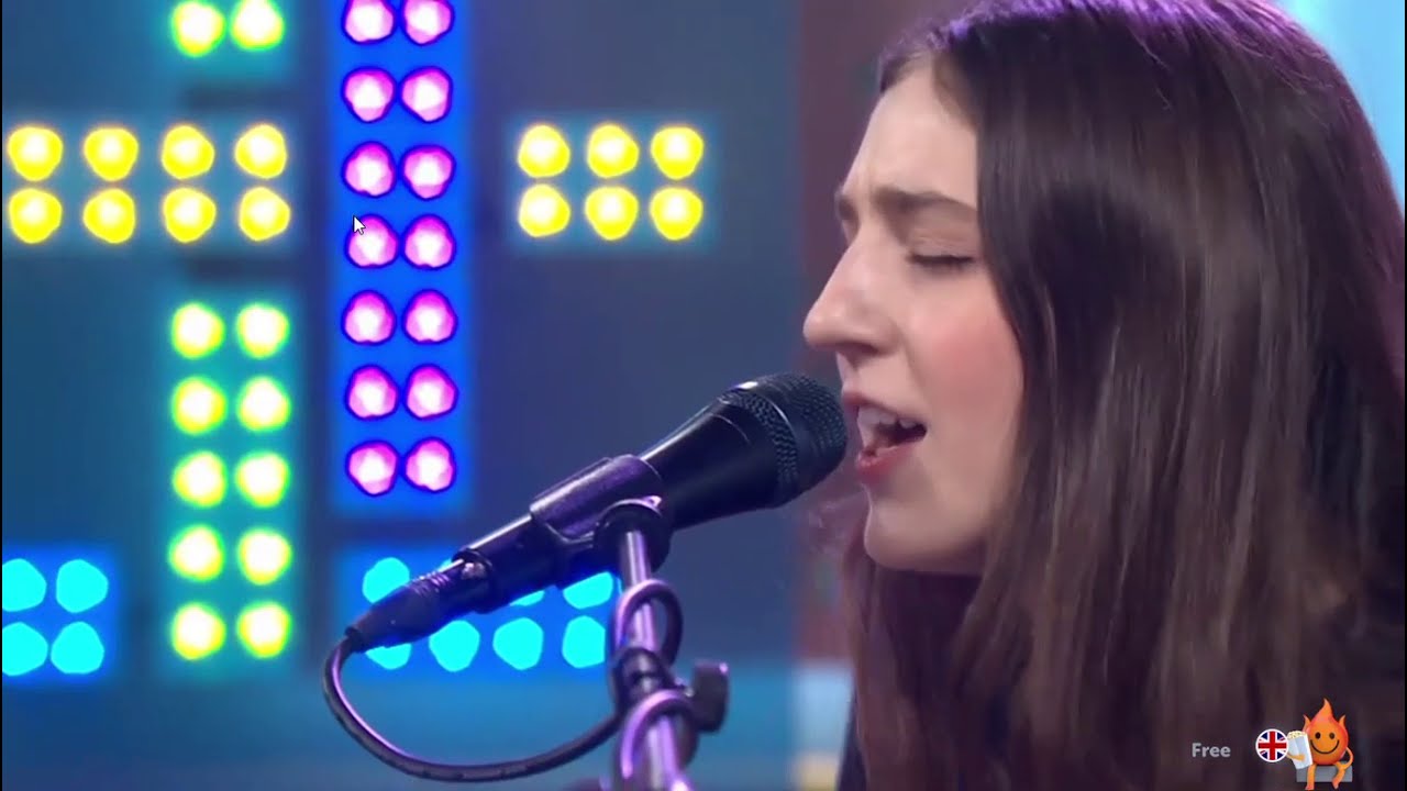 Birdy - Loneliness (Live at Sunday Brunch)