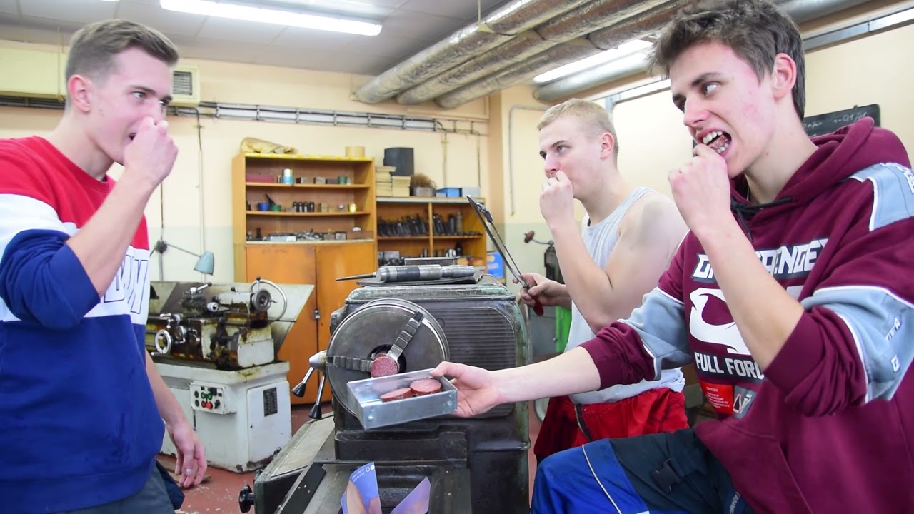 Maturitní video M4A - SOŠ veterinární, mechanizační a zahradnická