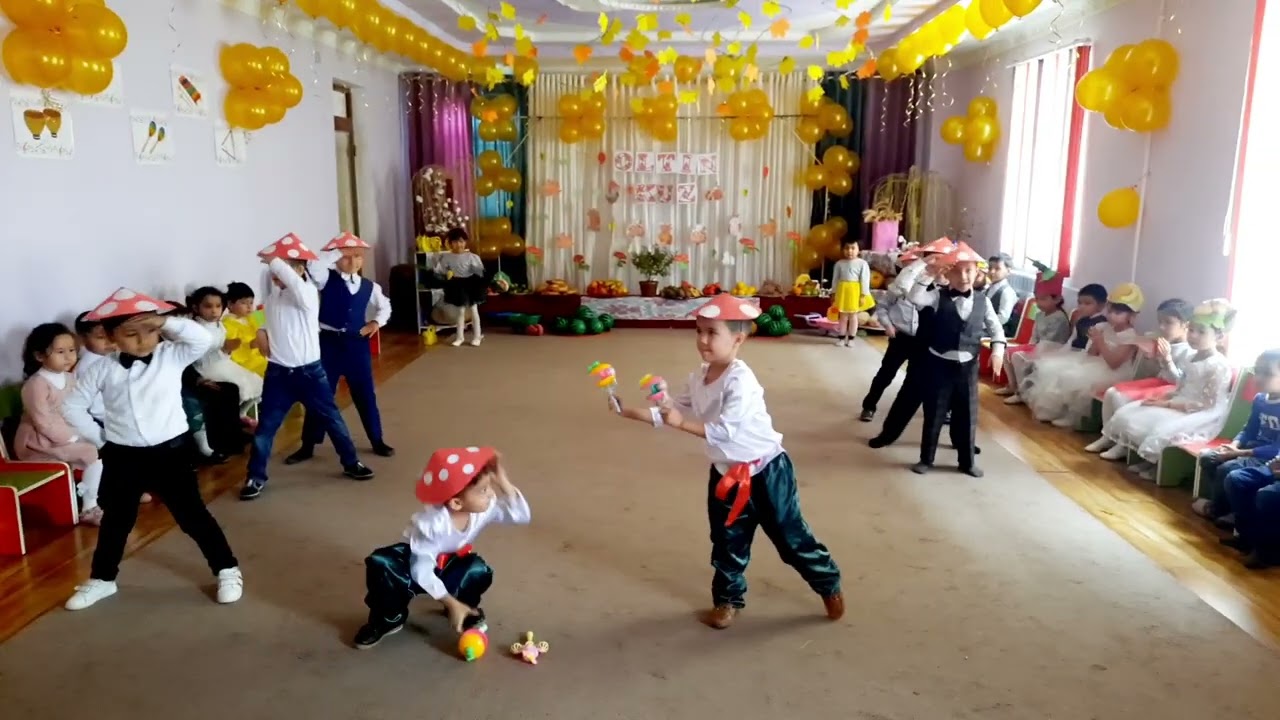 Mexrjon bayrami. Qóziqorinchalar raqsi