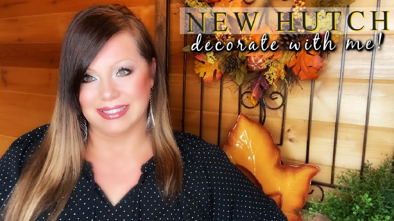 My New Hutch // Decorate With Me - For Fall // Laundry Room 🍁🍃🍂🐿🌻