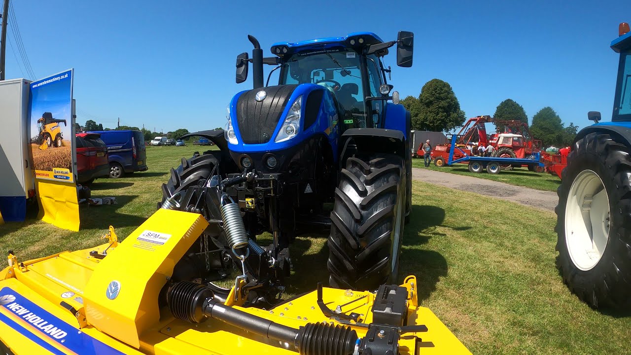 2021 New Holland T7.230 6.7 Litre 6-Cyl Diesel Tractor (180/225HP)