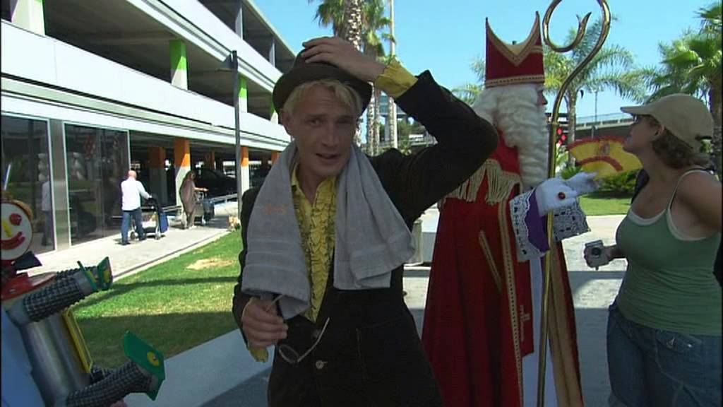 Achter de schermen Sinterklaas en de Verdwenen Pakjesboot