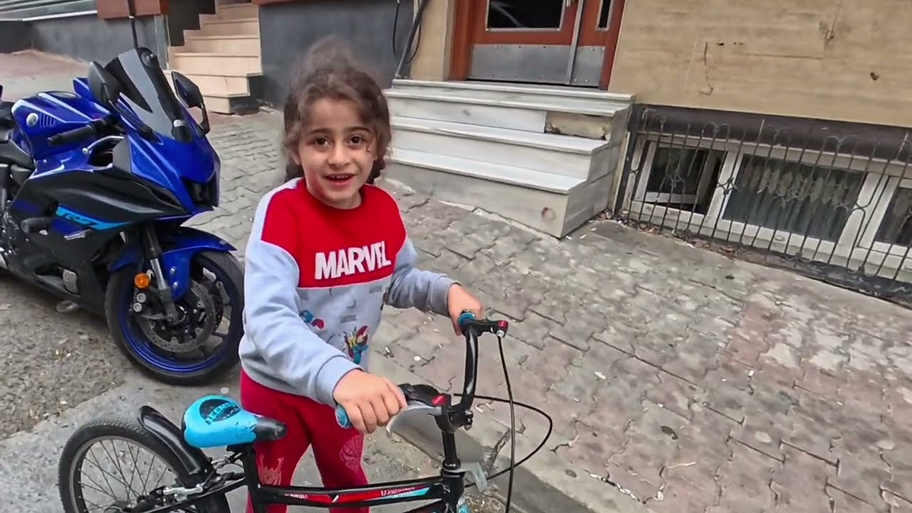 BİSİKLETÇİ ARAYAN ÇOCUKLA BİSİKLETİ TAMİR ETTİK UZUN HALİ