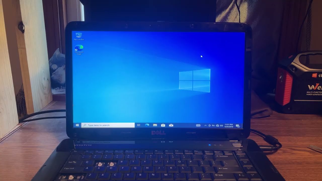 Пробую установить Windows 10 на старый ноутбук Dell Vostro.