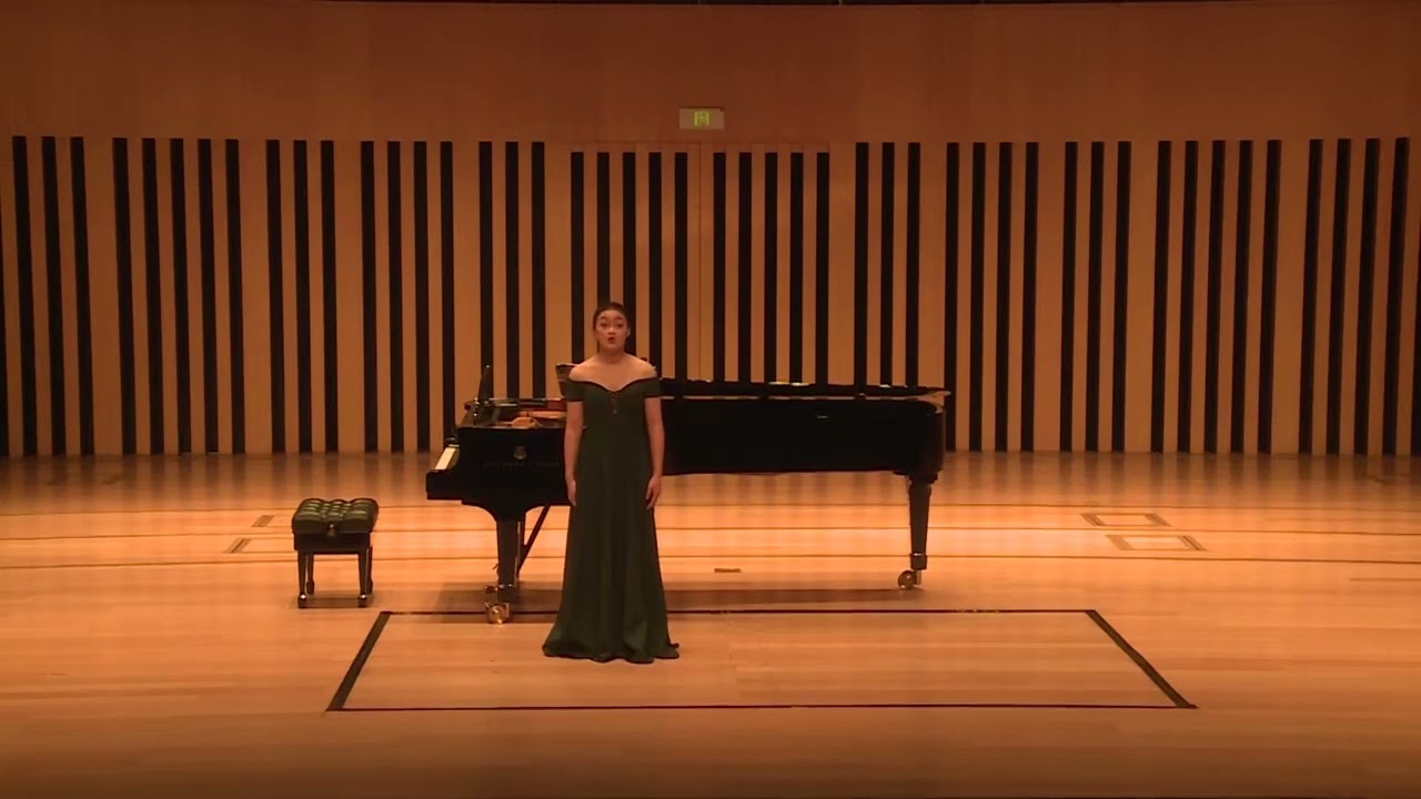 Nuit  d’etoiles    Claude Debussy     (Diana:15J.alt)