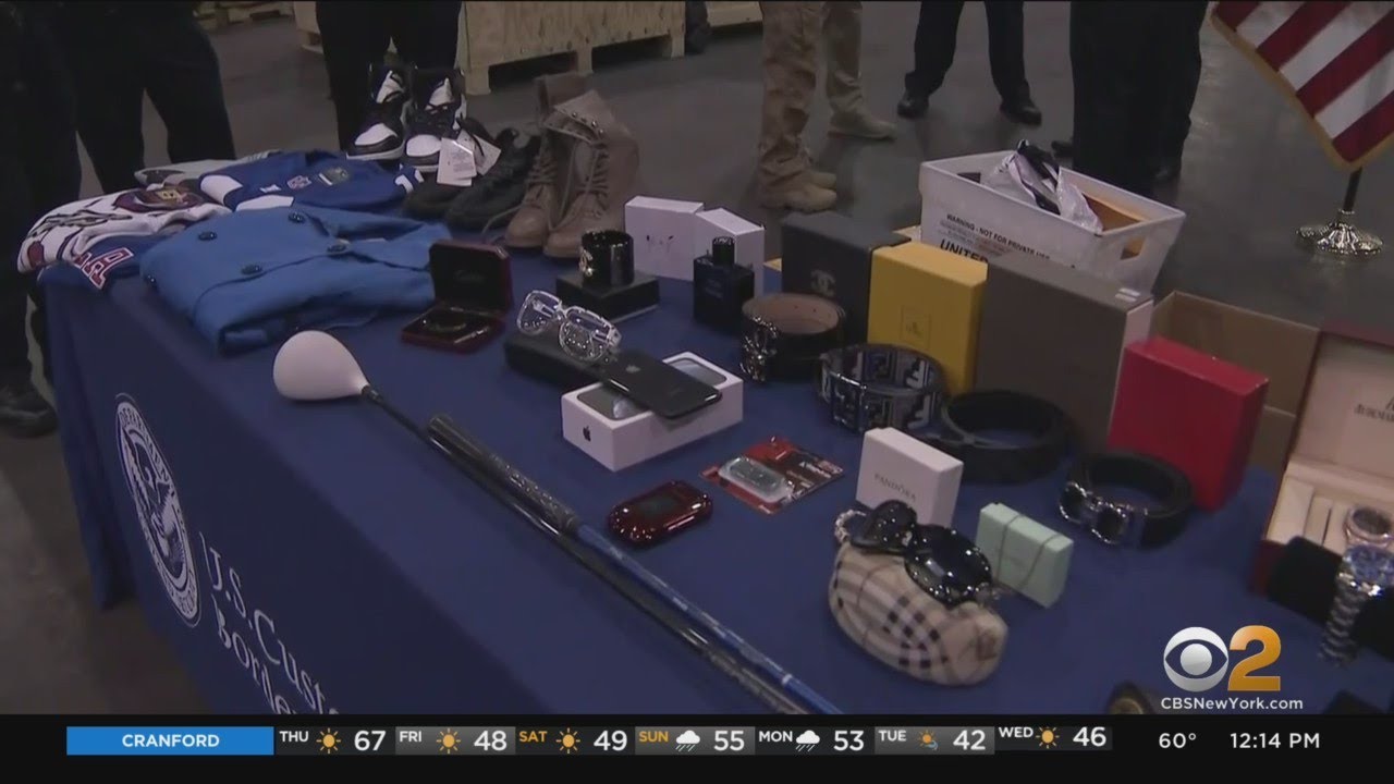 How To Spot Counterfeit Goods This Holiday Season