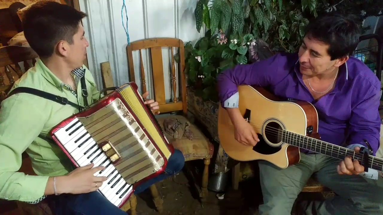 Mira Elvira Acordeón y Guitarra Los Flores de Rucalhue
