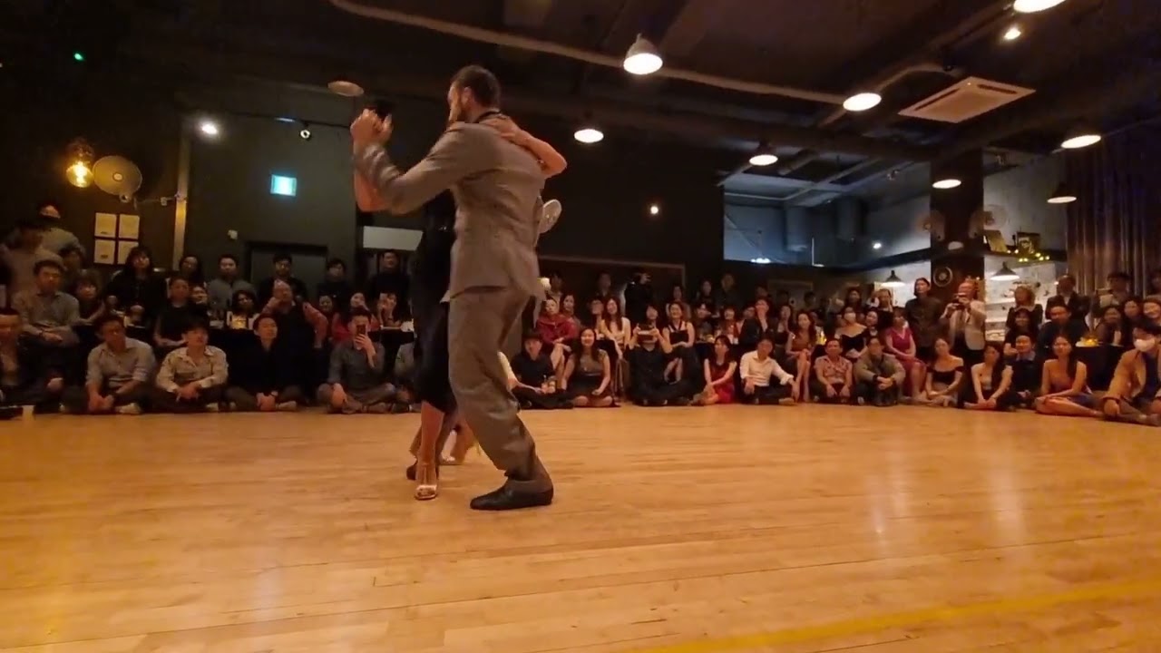 Lorena Tarantino & Gianpiero Galdi (1/5) Dec 9, 2023 in Seoul, Korea