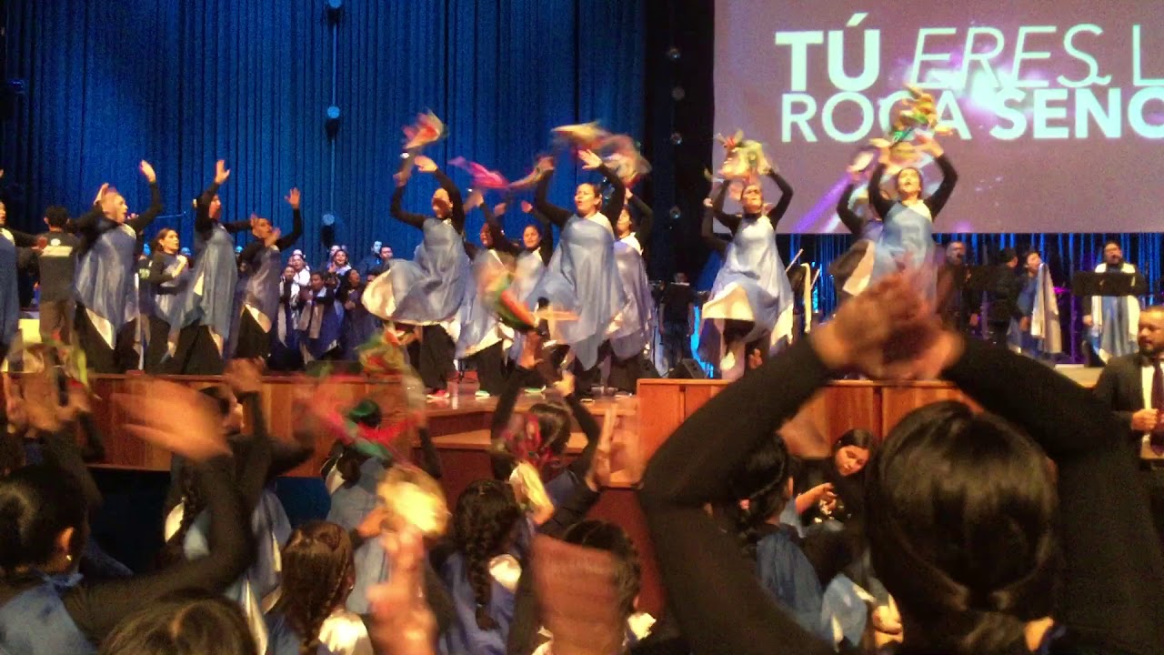 Quién quién cómo Jehova / Con tu pueblo tú estás