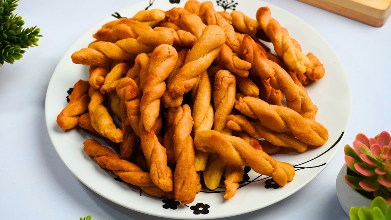 Resep Kue Tambang atau  Kue Untir-Untir Manis Gurih | Persiapan Lebaran 2026
