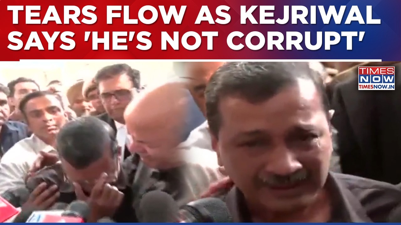 Kejriwal Breaks Down, Sisodia Hugs Former Delhi CM As Teary-Eyed Arvind Says 'He Is Not Corrupt'