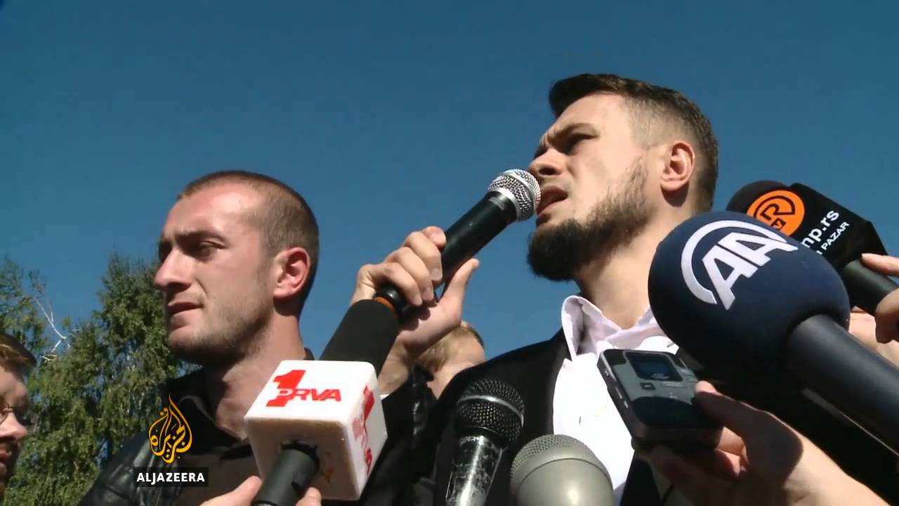 Protestna šetnja u Novom Pazaru - Al Jazeera Balkans