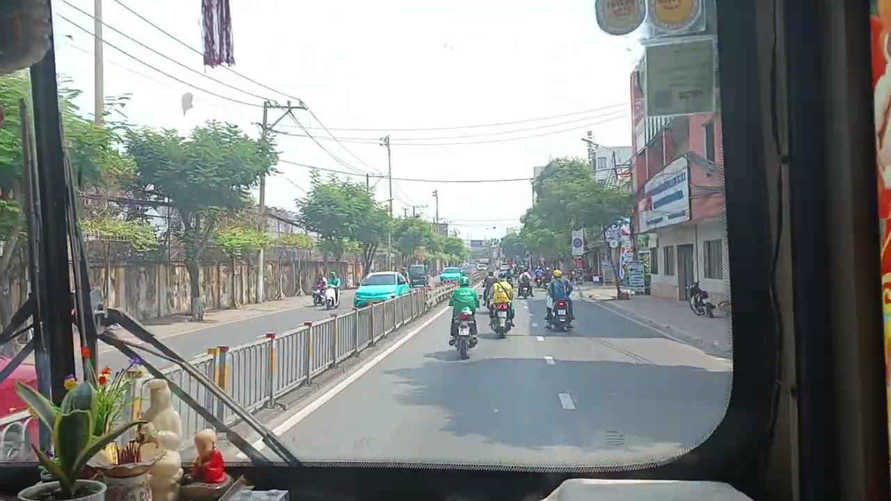 51B-278.91 xe buýt số 20