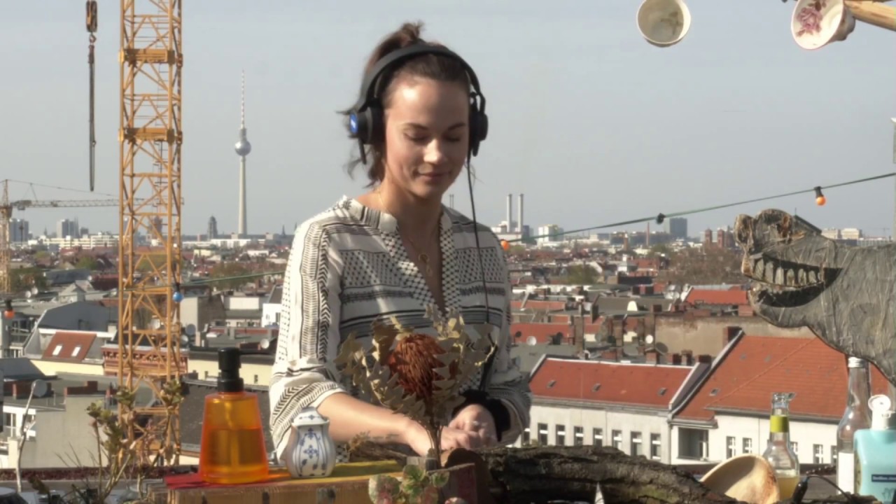 Coramoon @ Birdhouse - Klunkerkranich Livestream