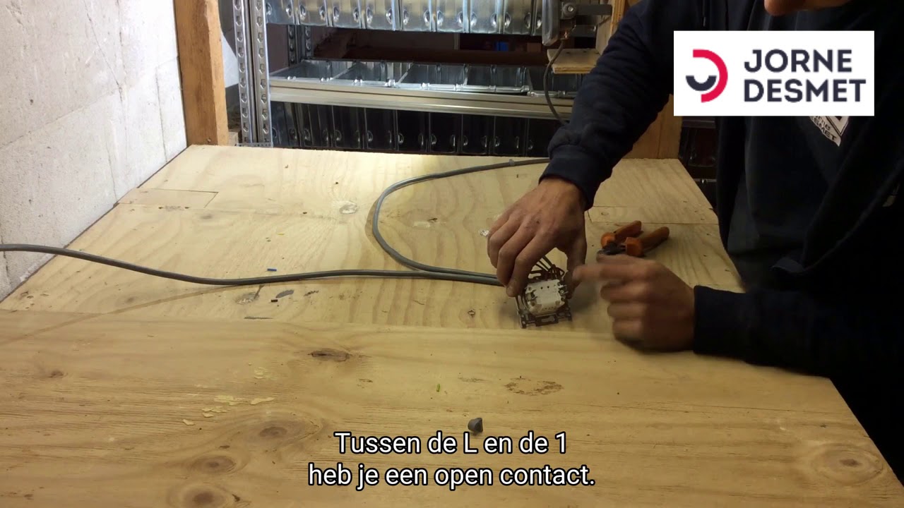 Hoe maak je een enkelpolige schakeling?