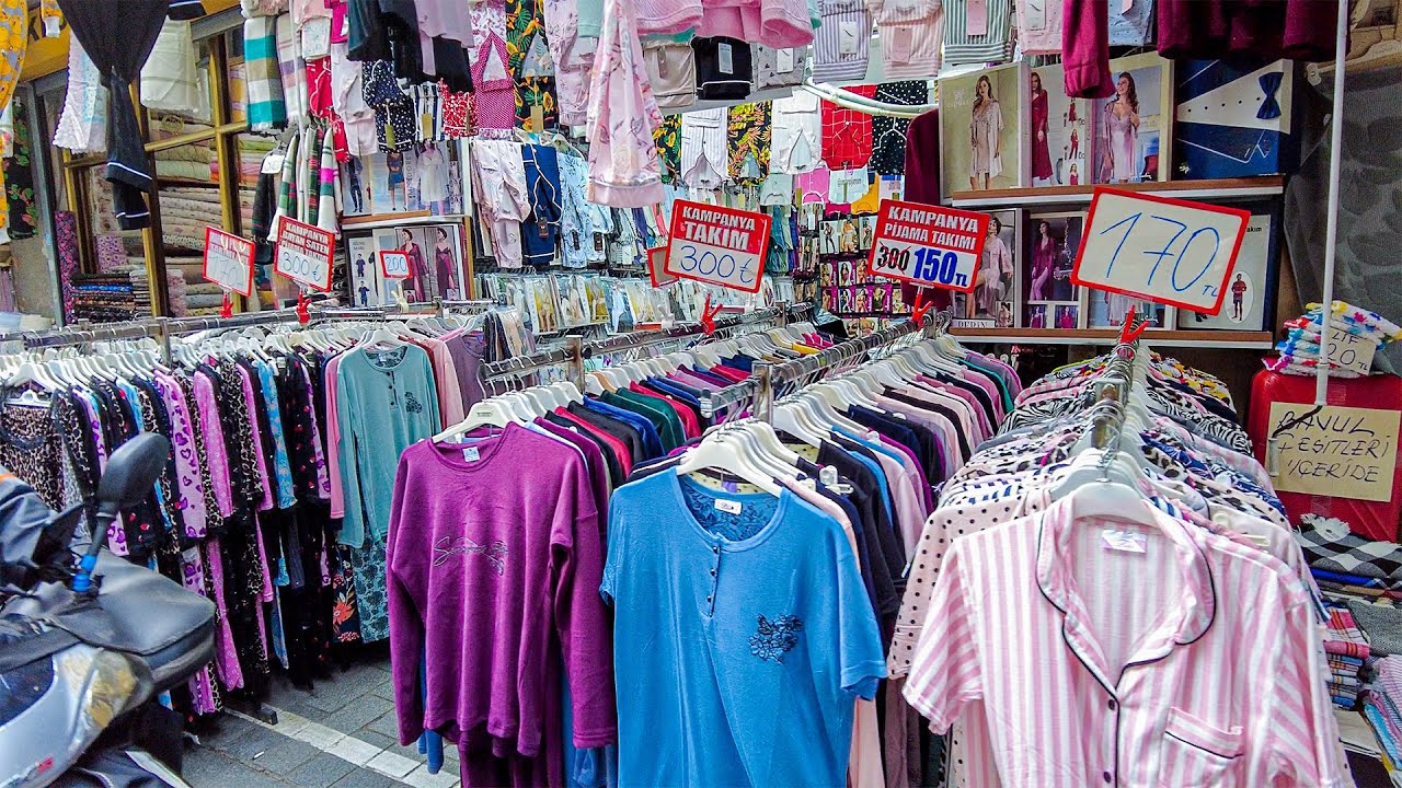 Istanbul Eminönü Market Bazaars with Prices! Istanbul 2023 Winter
