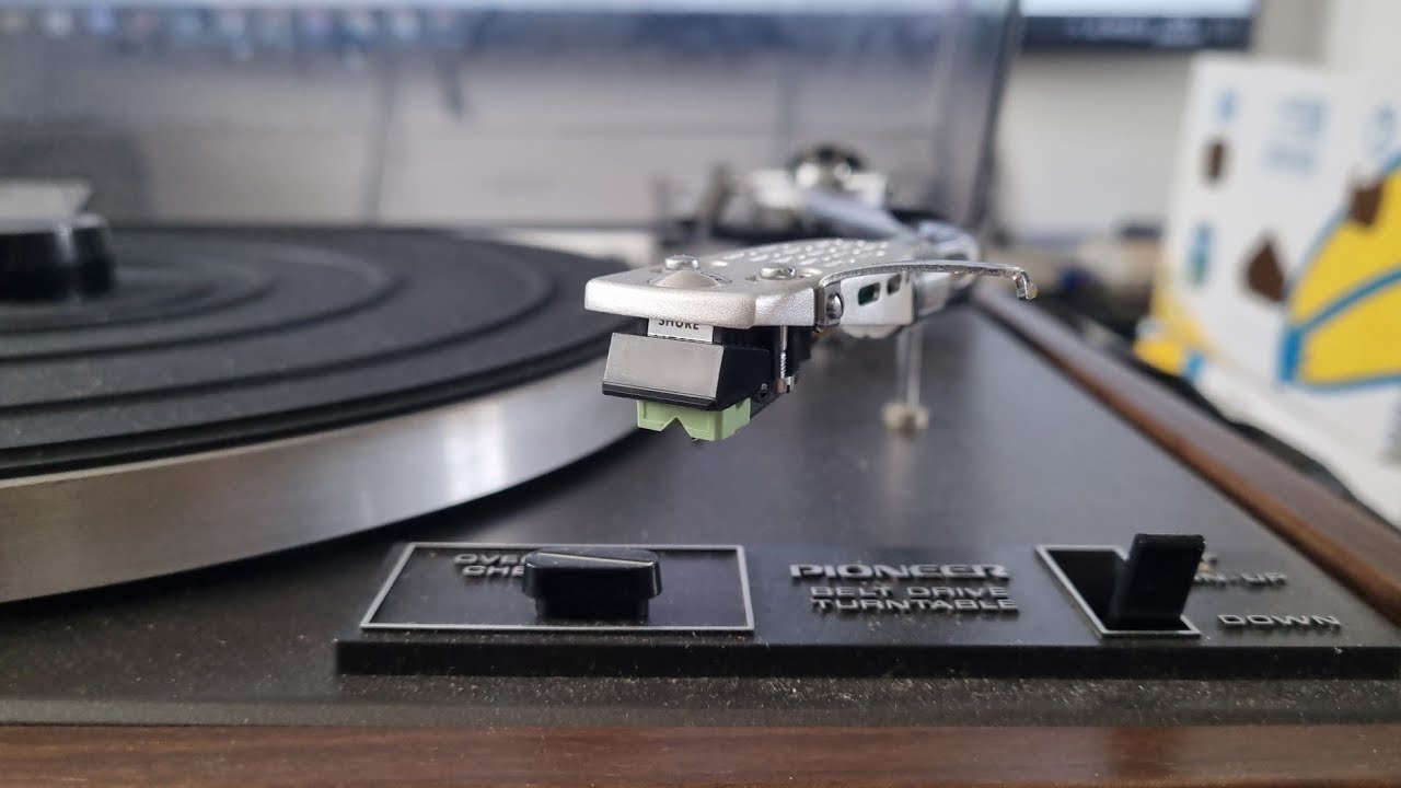 Pioneer PL-12D-II  2-Speed Belt-Drive Turntable (1972-1976)