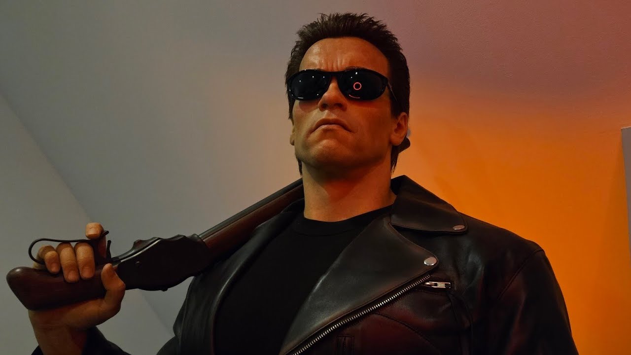 Unboxing!!!Life size Terminator 2 Silicone Bust by Queen Studios !!!