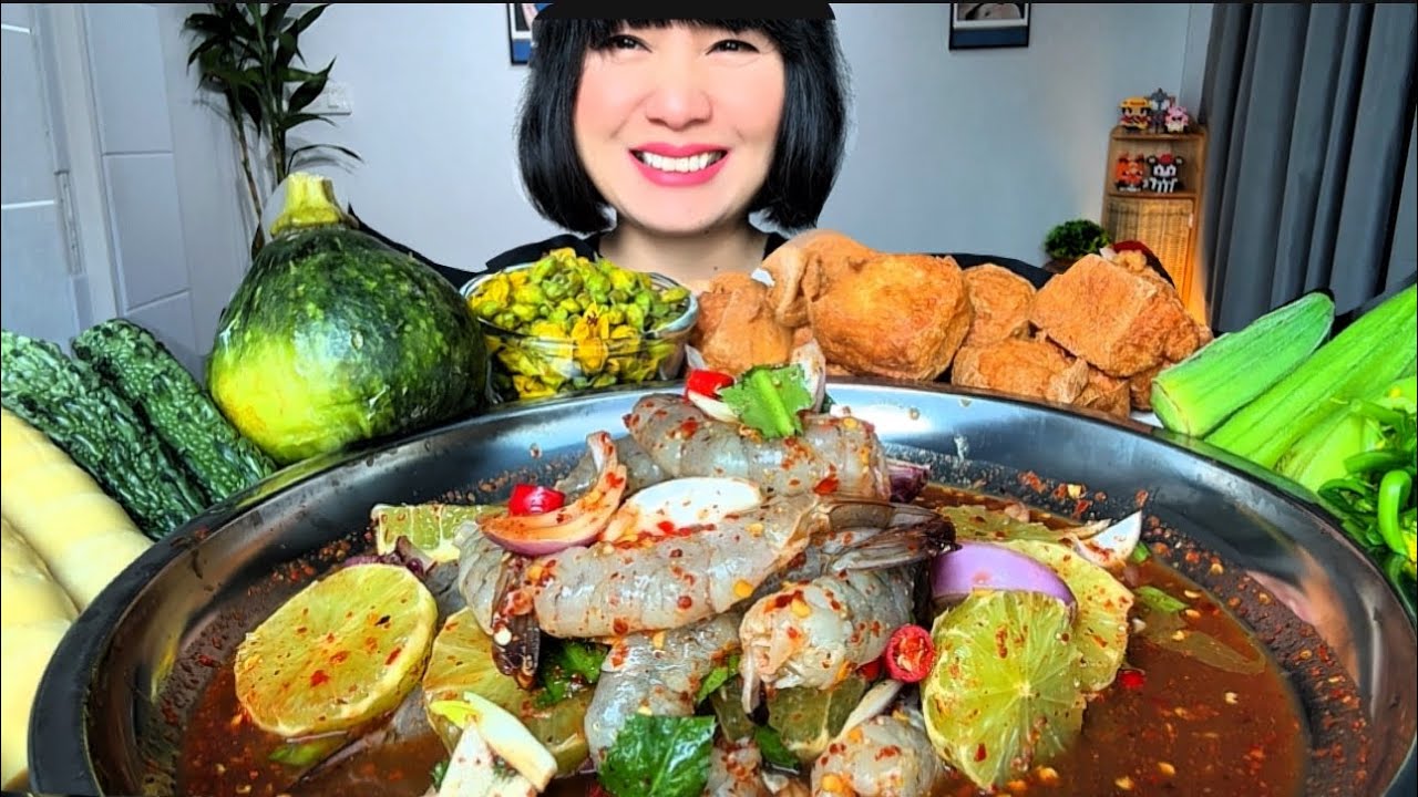 Thaifood ASMR ก้อยกุ้งสดมะนาวเปรี้ยวจี๊ดกับเต้าหู้ทอดอร่อยๆFresh Shrimp Koi,fry tofu MUKBANG SHOW
