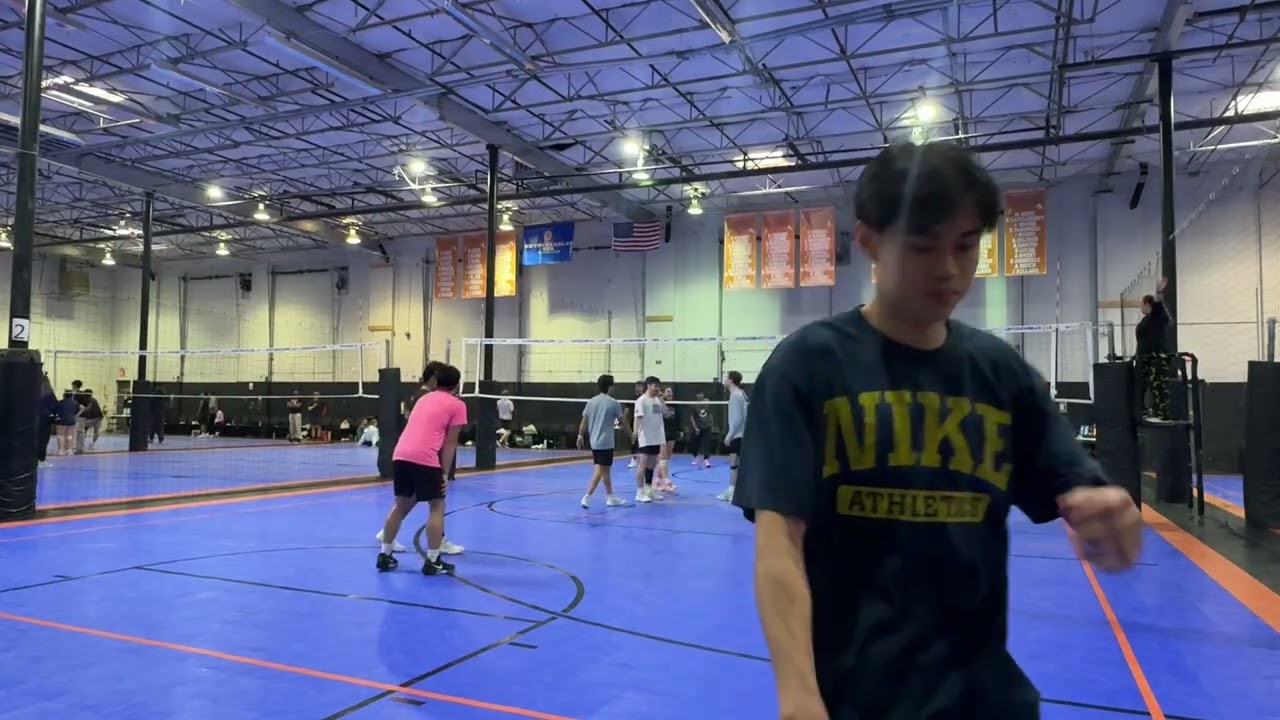 SNEAKY GOLEM VS THEM ONES (C Lei Tourney)