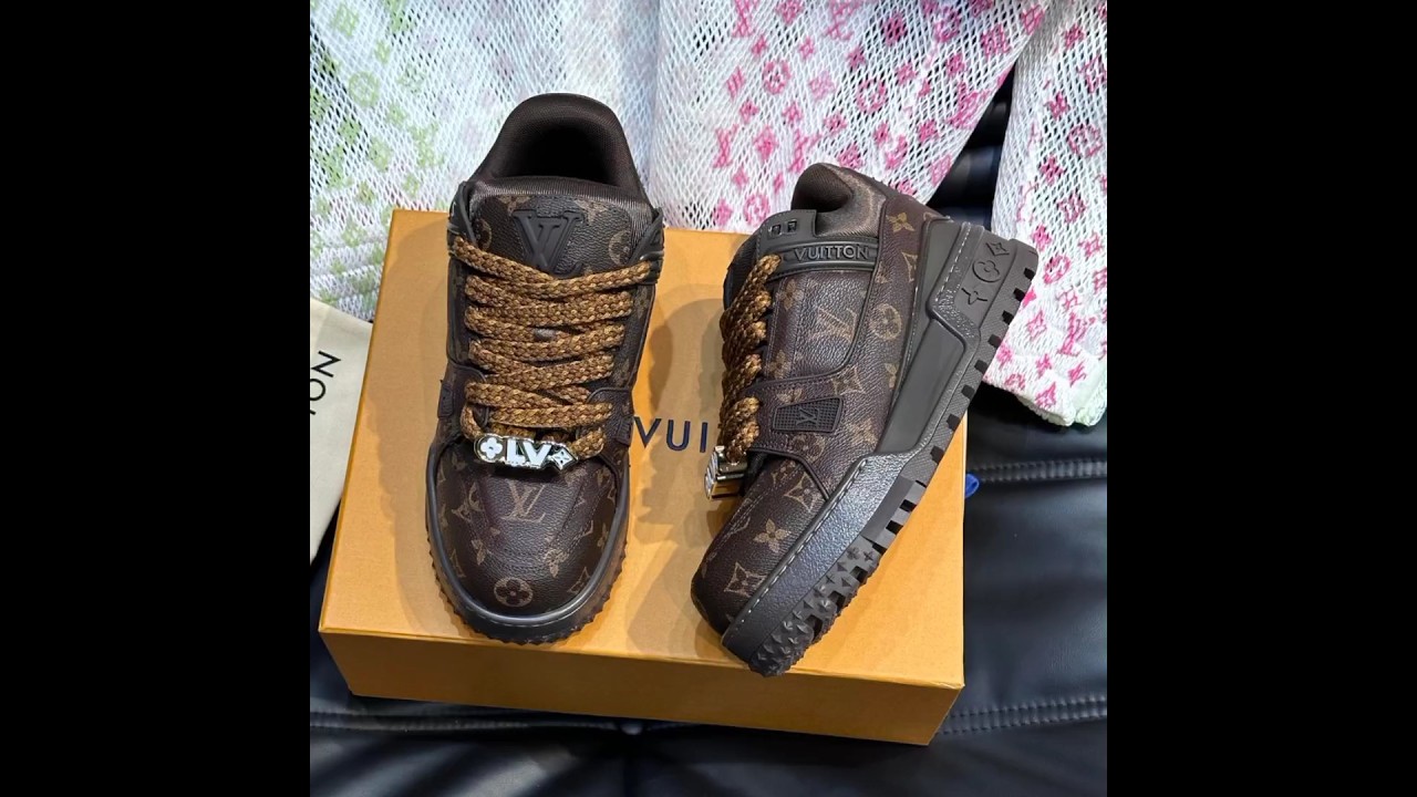LV Trainer Maxi Sneakers Available in : Dark Brown 📩 For orders DM on Insta now! Post 110