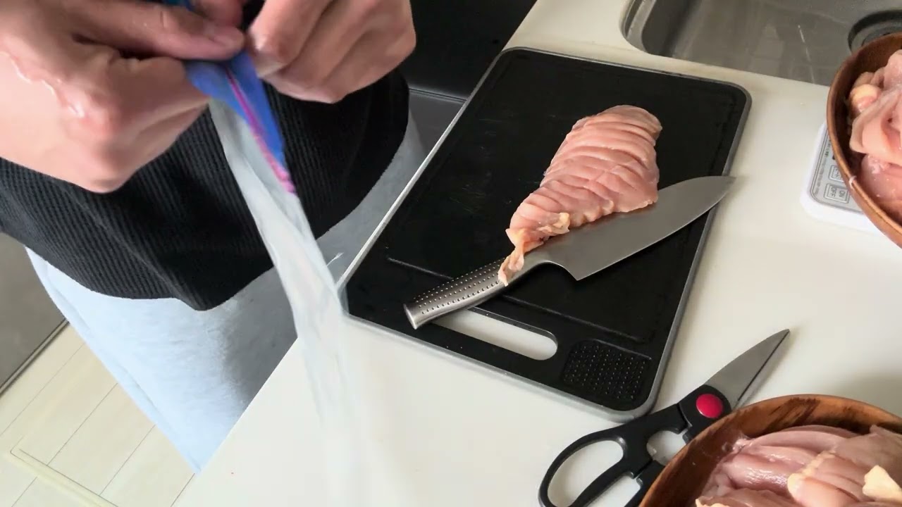 鶏むね肉一緒にミールプレップしようぜ。未来の自分が感謝するよ