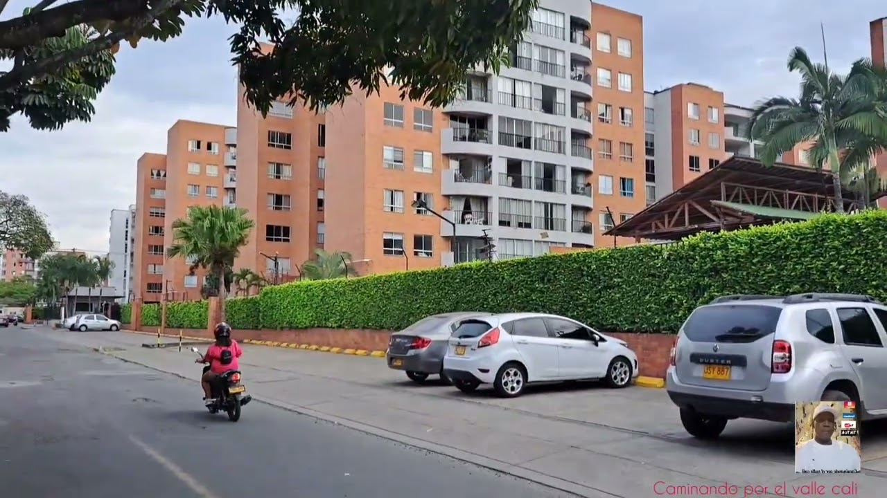 barrio el caney  cali Colombia ,el lado más popular  y lado más top