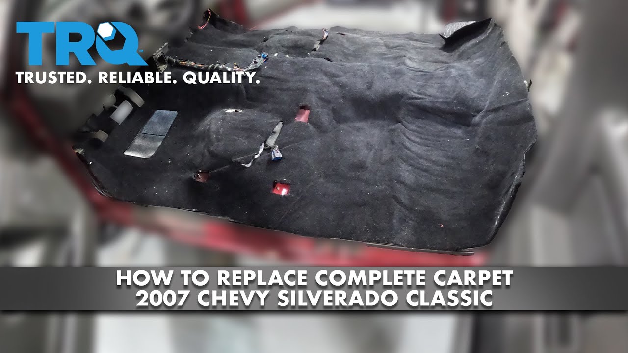 Как заменить коврик в салоне Chevrolet Silverado Classic 2007 года