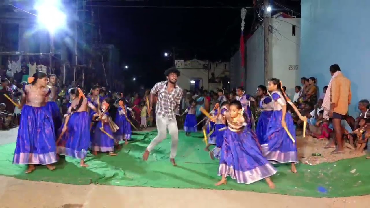Vepachettuki vuyyala kolatam song@VasuDasari-fo8oo@kolatamqueensph:9110513961