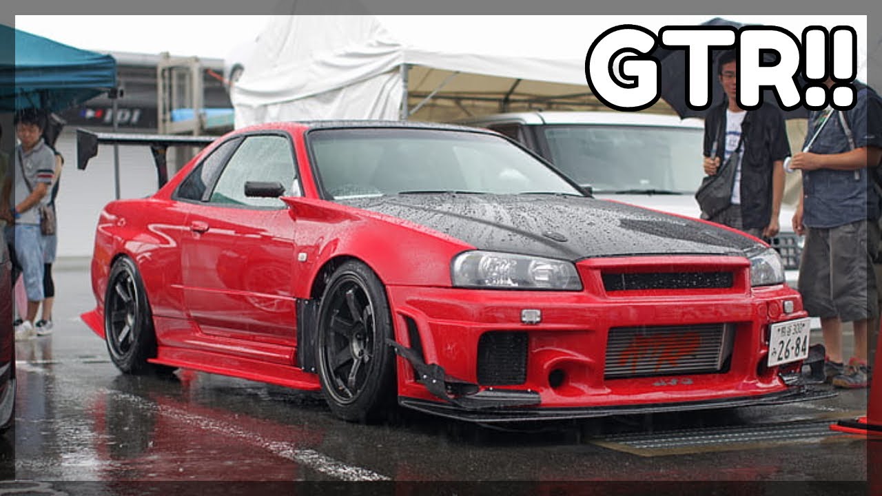 Nissan GTR Compilation #5 - UNBELIEVABLE Accelerations, Burnouts and sounds!!!