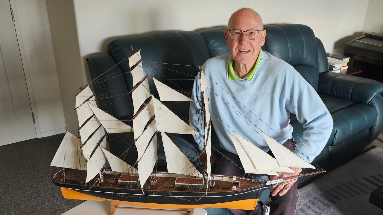Restoring a damaged model of the Cutty Sark